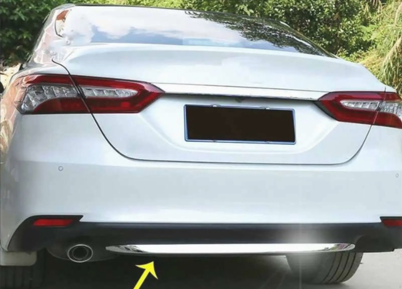 Хром на задний бампер от Toyota Camry 6